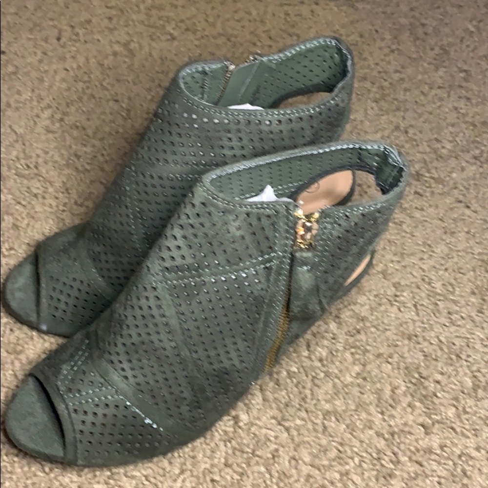 Shoes